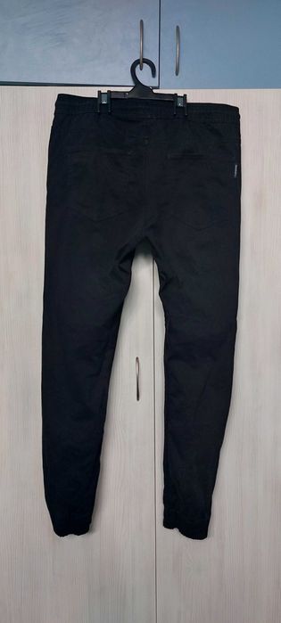 Юношески спортно елегантен панталон