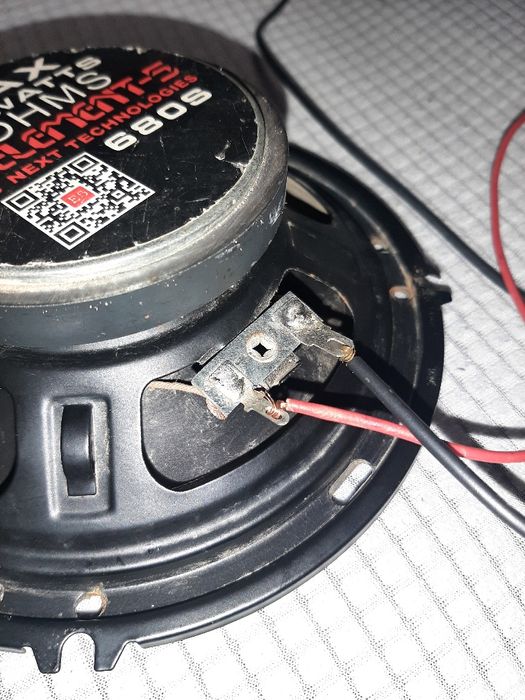 Мидбассовый динамик