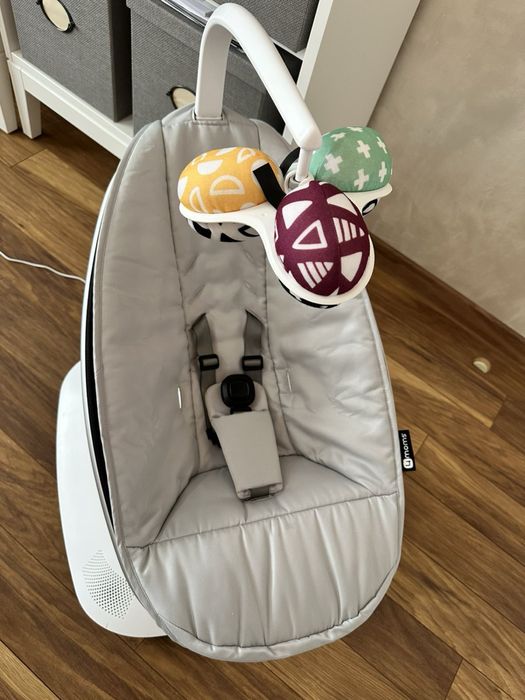 Mamaroo 5 електрическа люлка