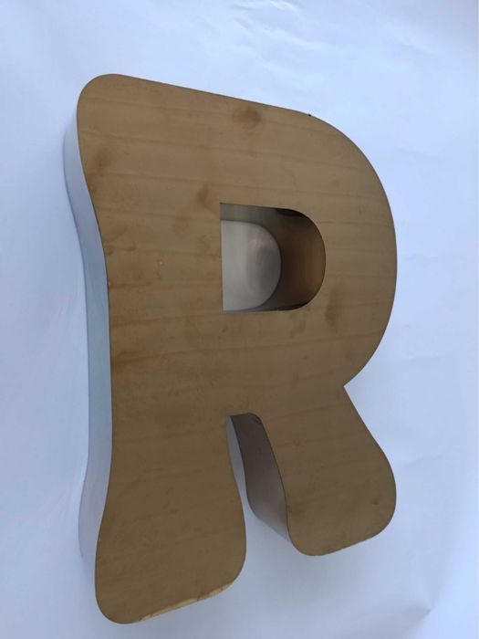 (3d harflar) Tashqi reklama