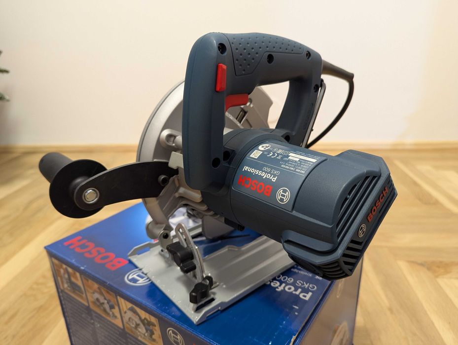 Fierastrau circular Bosch 165mm 1200W