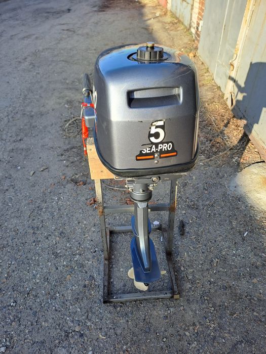 Продам лодочный мотор