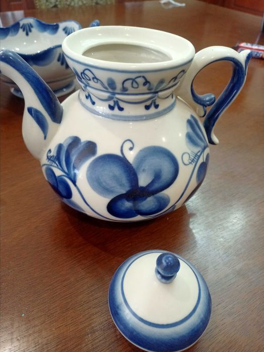 Чайники посуда Гжель