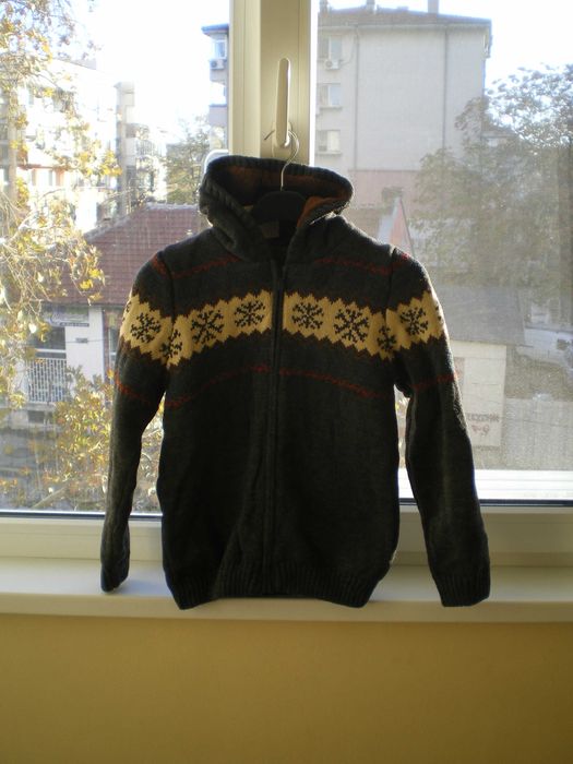 Нов суитчър с качулка Lc Waikiki за момче за 10-11 г.+подарък чорапи