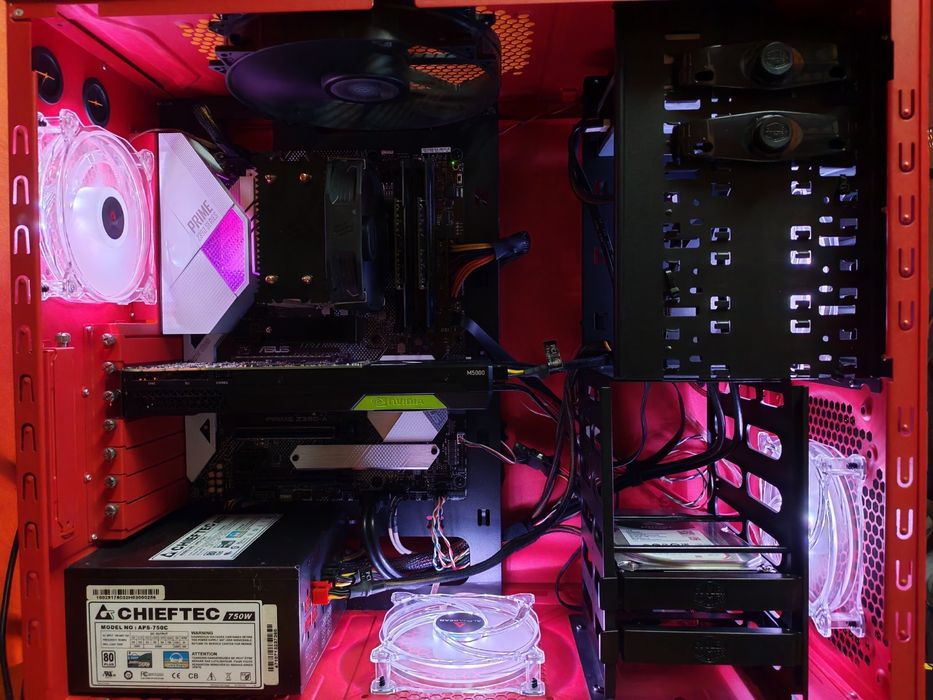 PC Gaming - Intel i9 9900 8C/16T, 32GB RAM, Carcasă HAF 922