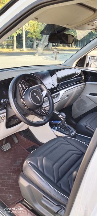 Продается KIA CARENS