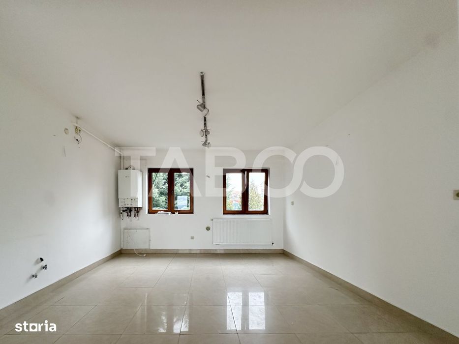 Apartament 3 camere cu parcare de vanzare Andrei Muresanu