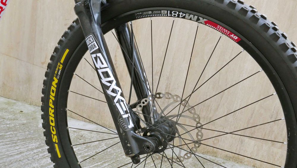 Mondraker Summum 29, DH, S, 29 цола, BoXXer Select 200 мм, FOX Van RC, Shimano Saint, SRAM Code R