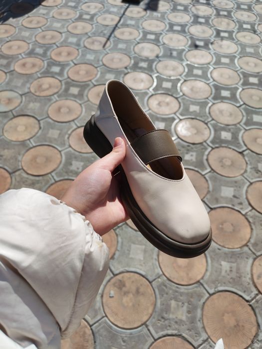 Женская обувь 37-38 размер