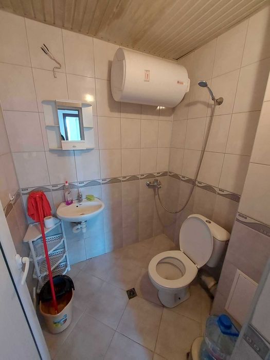 Дава се под наем Двустаен апартамент в Търговище, Център - 60 кв.м за 178.5 € - Снимка #7