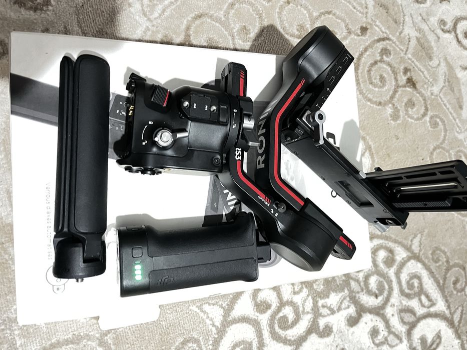 стабилизатор DJI RS3