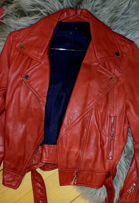 Якета,сака,връхни