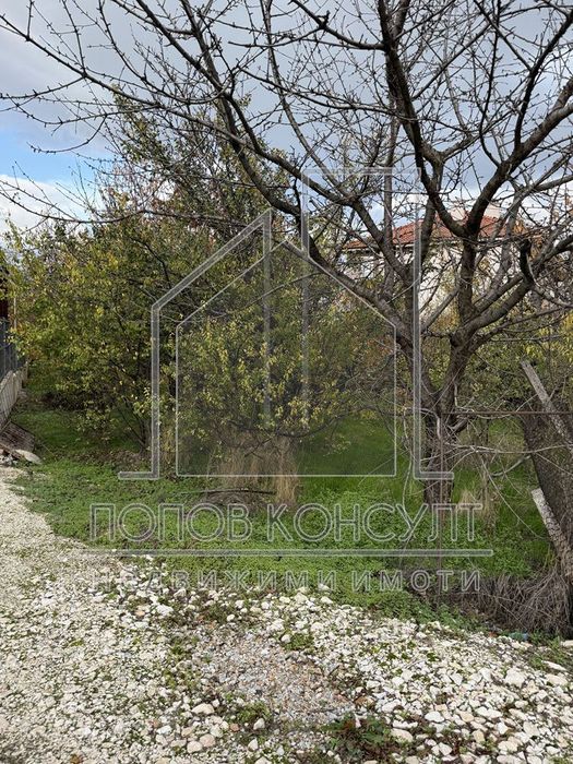 Парцел с готов проект в с.Брестник