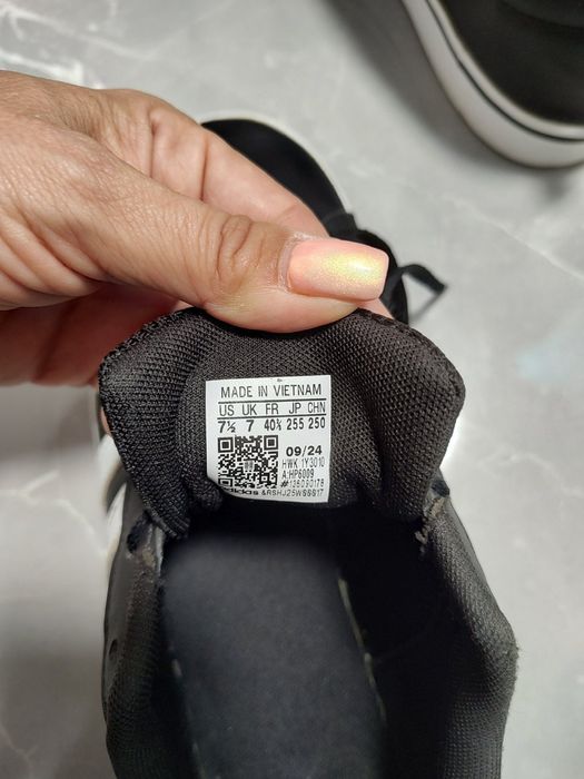 Маратонки Adidas