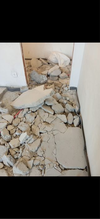 Чистене на мазета и тавани