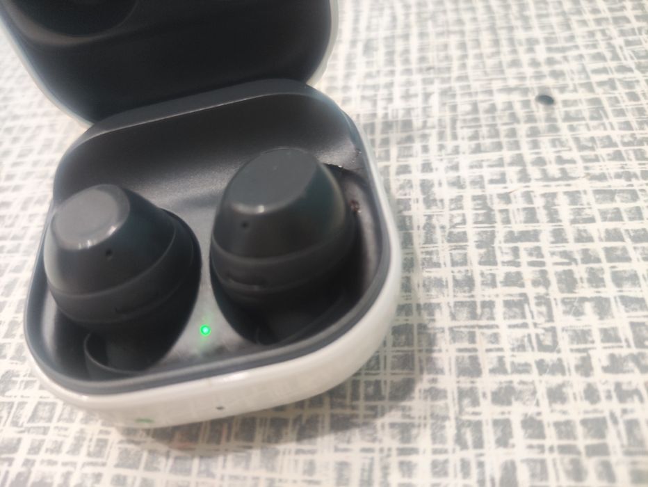 Samsung galaxy buds fe