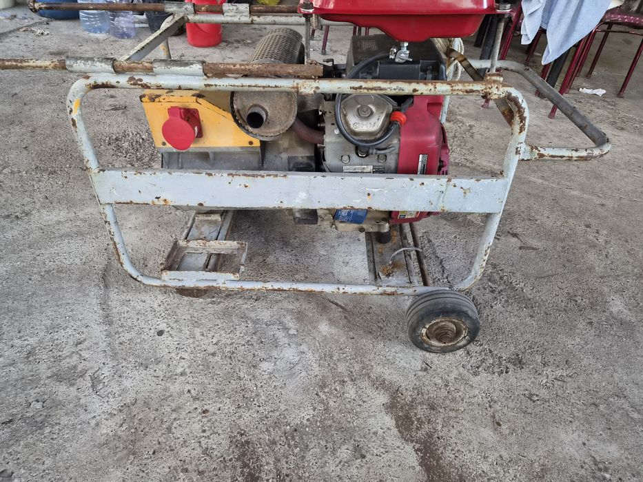Generator Honda GX620 V-Twin  11kw/ schimb cu scuter 18 cp