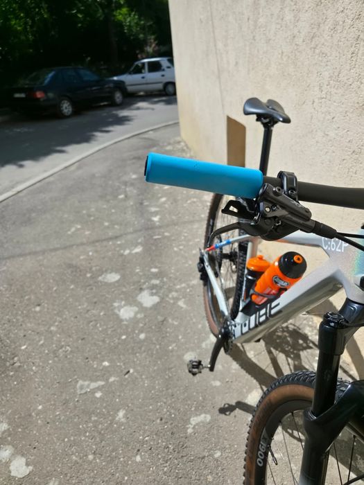 Bicicleta Cube C:62 PRO