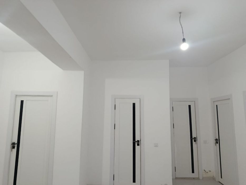4 комн. 123 кв.метр. 1 этаж. Стир.машина, холодильник, телевизор, конд