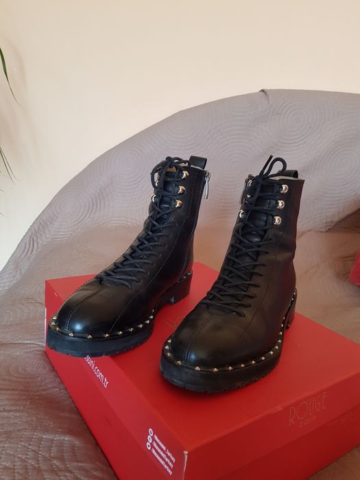 Боти Love Moschino, Liu jo,Cesare Paciotti