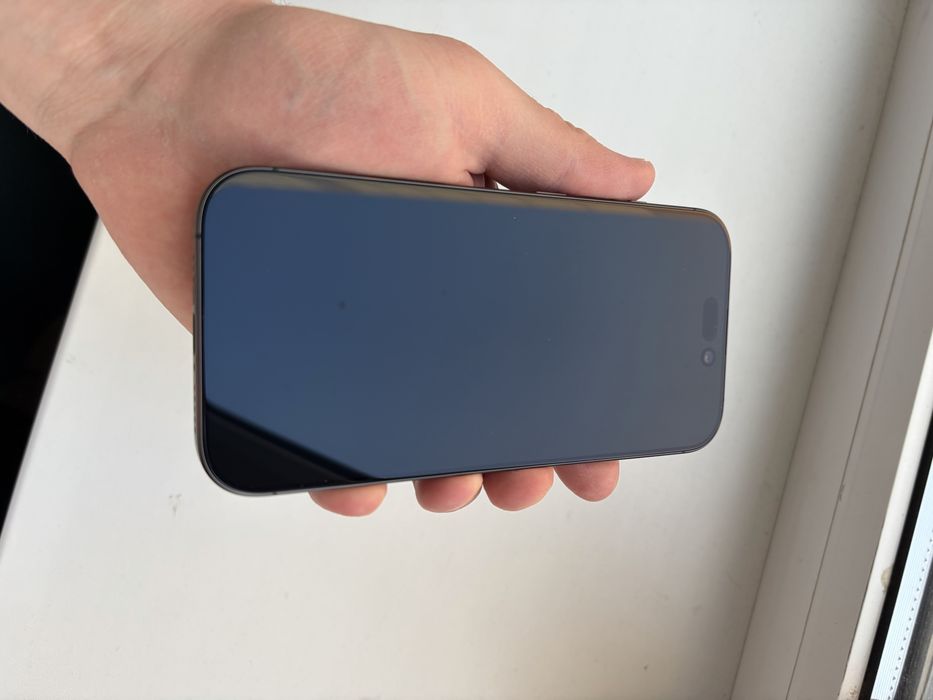 Iphone 17 256 сим вставляется БЕЗ торга!!!