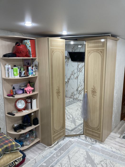 Продам 1 комнатный обжежитию