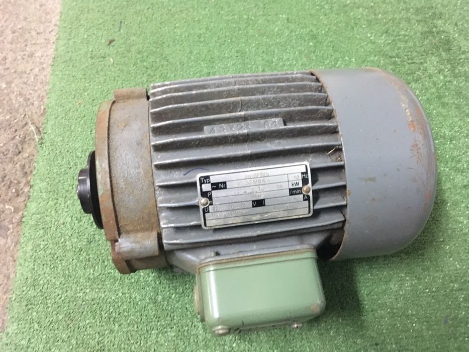 Електромотор