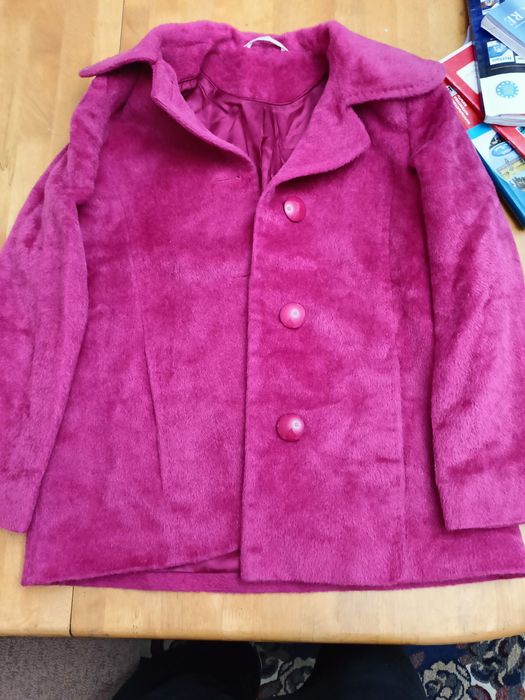 Продам женское пальто