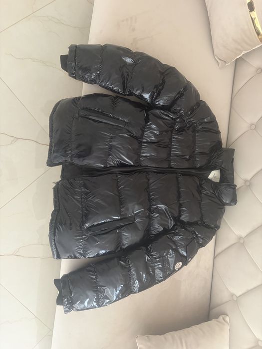 Geaca Moncler de iarna