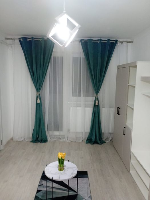 Închiriez garsonieră