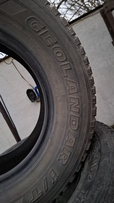 Продам два колеса  на R16