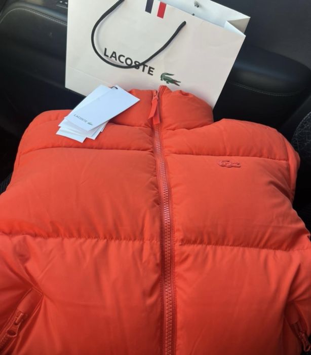 Пуховик женский Lacoste