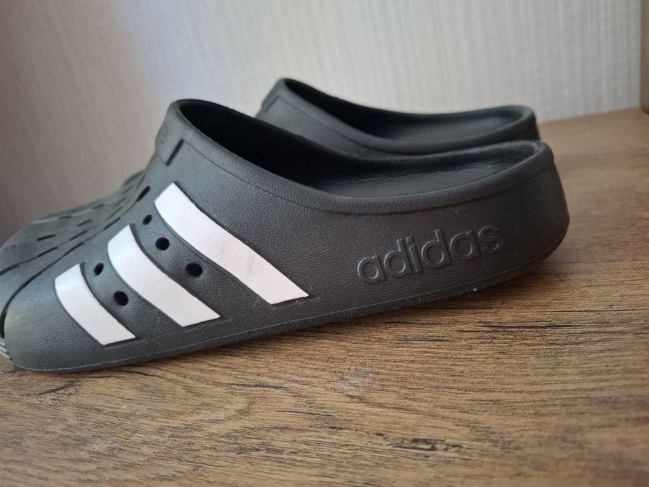 Adidas Originals чехли 43 номер.