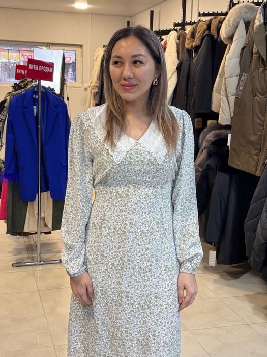 Продам платья новые разные