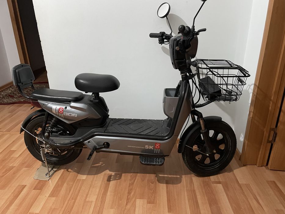 Продам скутер.