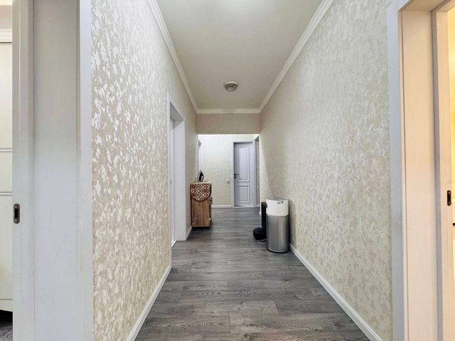 Продаётся 4ком на ул.Афросиаб 96м2 ор-р: метро Ойбек