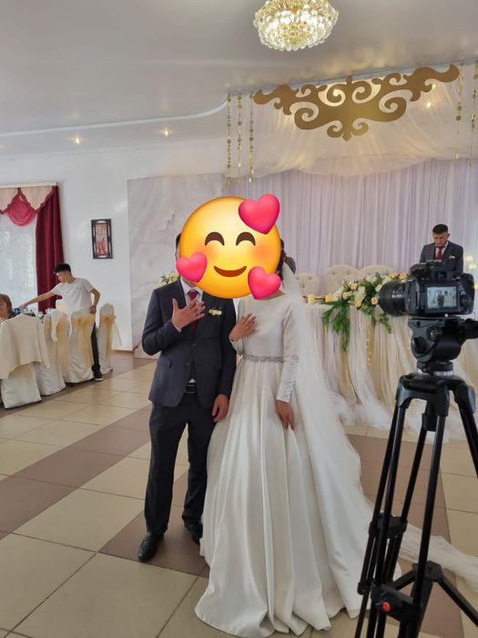 Продам платья...