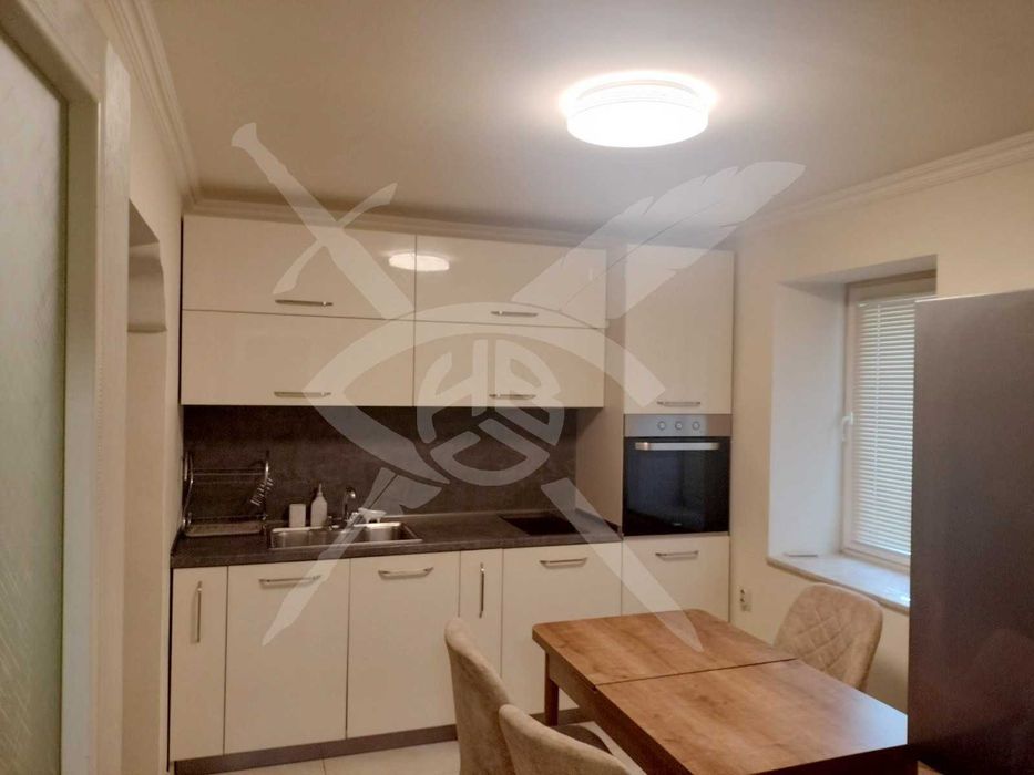 Етаж от къща до Медицинския университет 76757