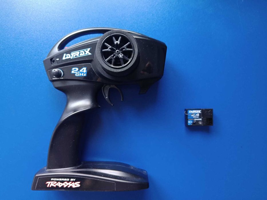 Telecomanda Traxas TQ impreuna cu receiver