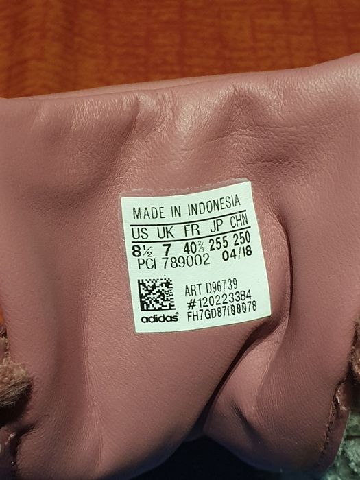 Adidași unisex originali