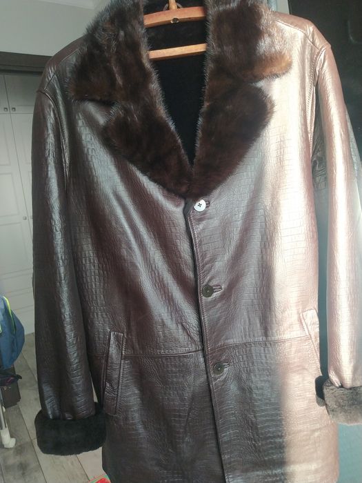 Срочно продам мужскую дубленку