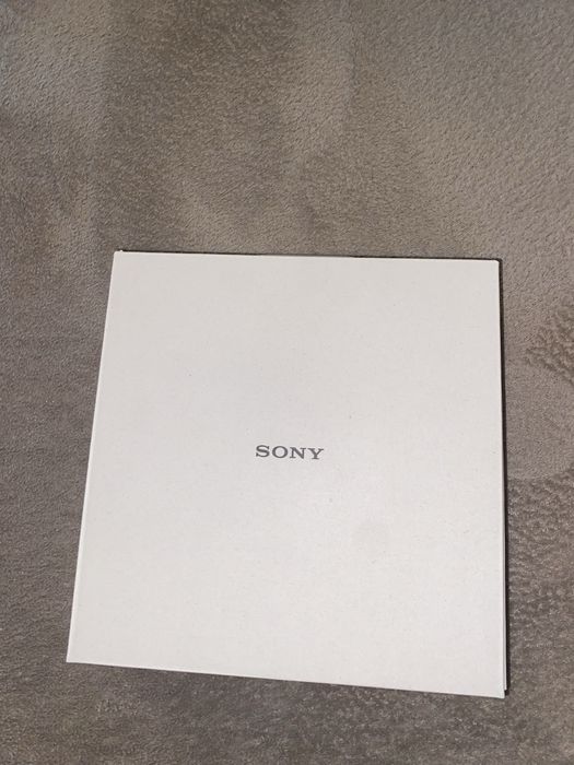 Casti wireless Sony cu tot cu cutie