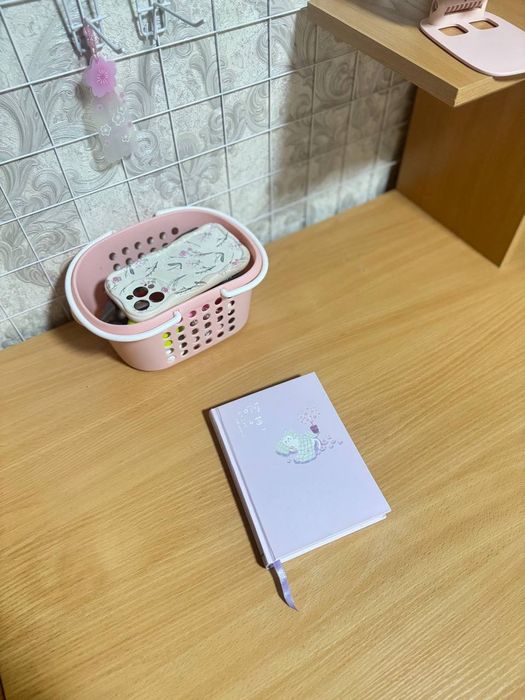 Письменный стол, компьютерный стол, состояние отличное.ВОТ фотки