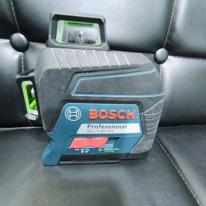 Лазерный уровен сотилади