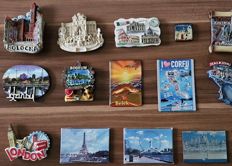 Колекция от 51 бр магнитчета