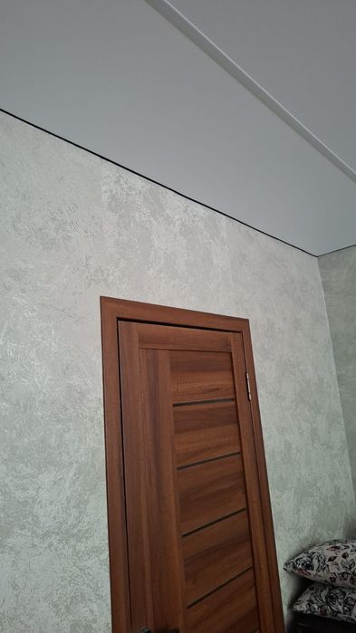 Поклейка обоев рулон 7000т