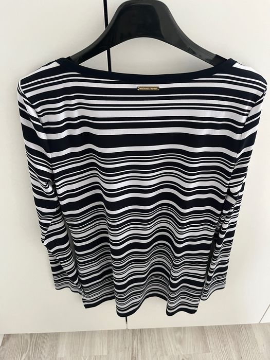 Genți piele Michael Kors 1200 lei bucata!bluza Michael kors,150lei