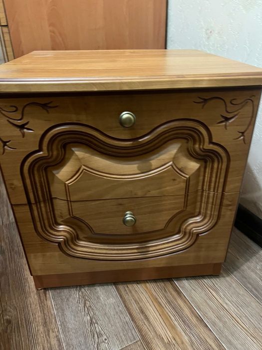 Продам  спальный  гарнитур