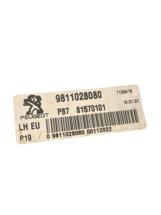 Lampa Spate / Stop Stanga Spate Peugeot 5008 Ii 2016 - >
