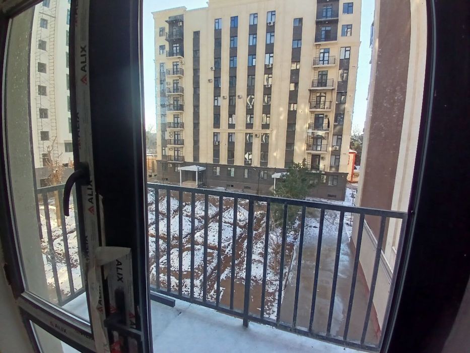 Музсарой рўпарасида новостройка сотилади 3 хонали